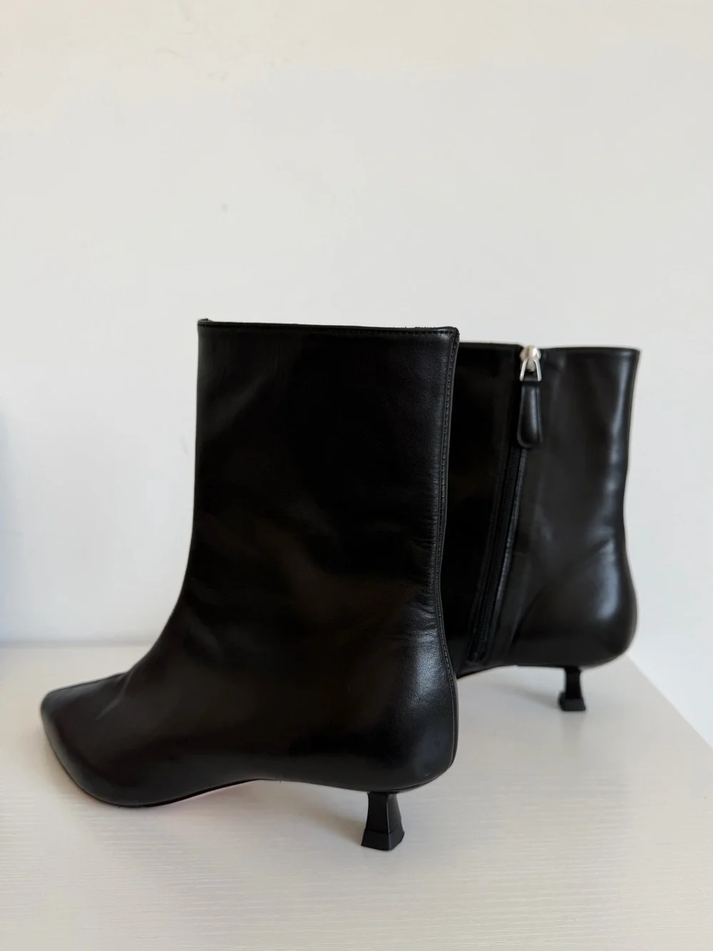 Freda Salvador 6 Lanna Ankle Boot Black Leather Kitten Heel